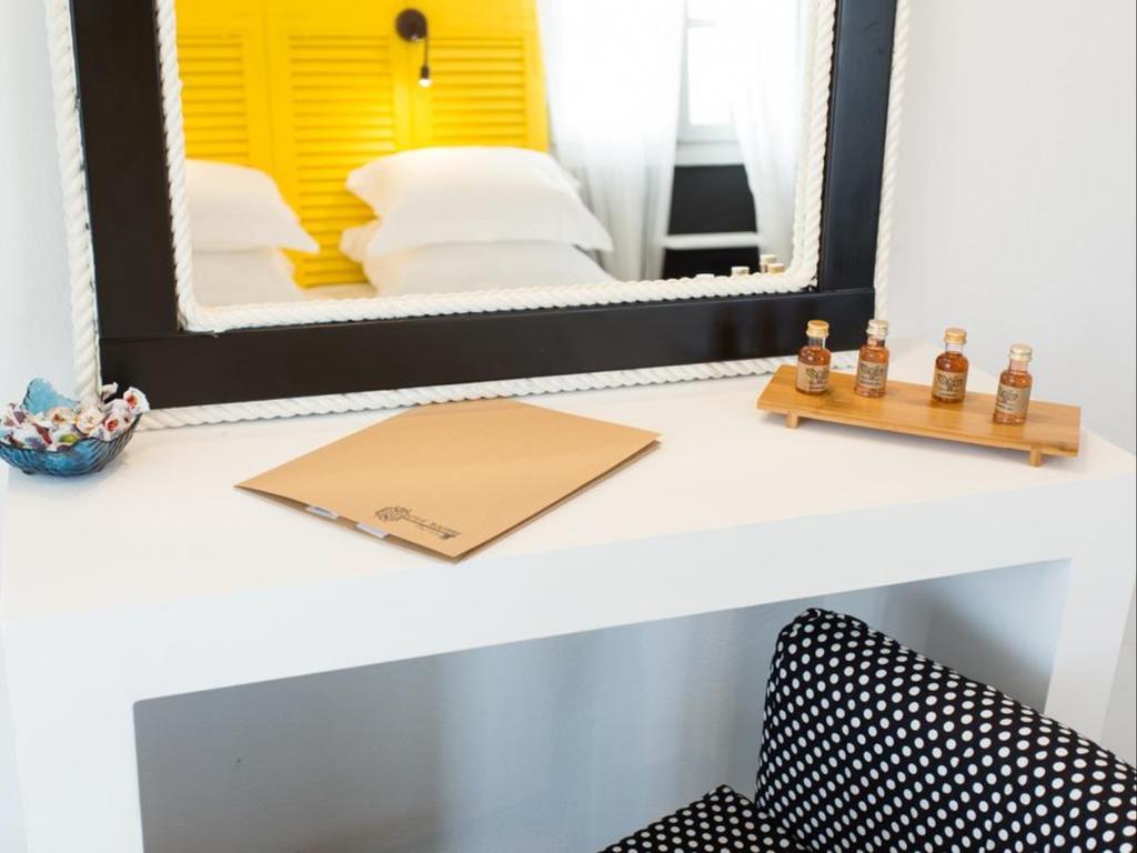 Evi Rooms Alikí Habitación foto